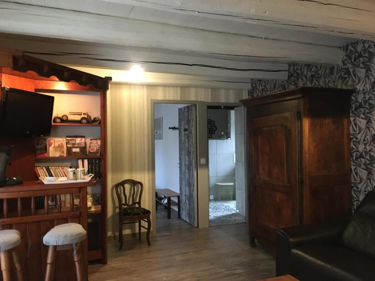 Chambres D'Hotes Les Vergers De Louise Thiolieres 외부 사진
